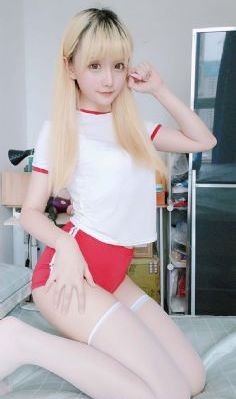 国内精品双飞大美女_DVD全集在线观看