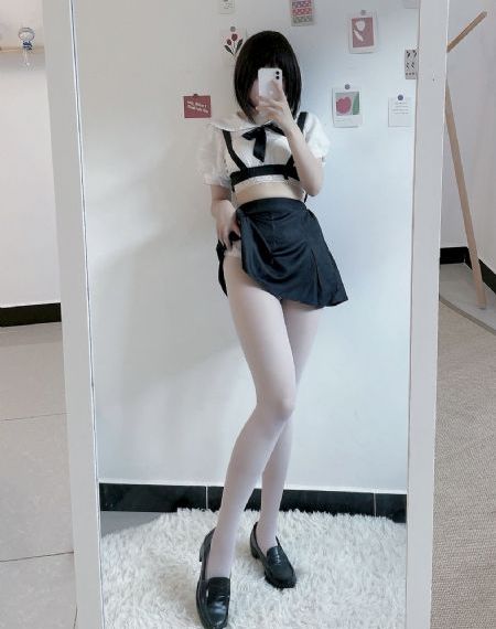伊人激情四射_BD英语免费观看