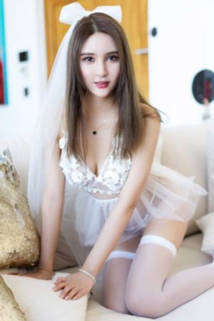 偷偷玩弄熟睡人妻完整版_高清在线观看高清