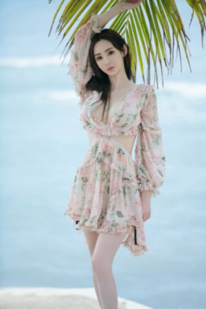 亚洲欧美偷自乱图片_720免费全集观看