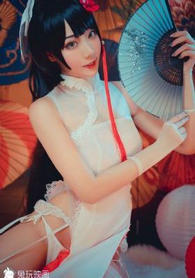 大胸旗袍美女被啪到高潮_HD免费播放