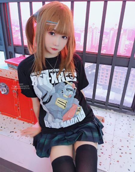 脱内衣吃奶摸下面免费观看_DVD在线观看完整版