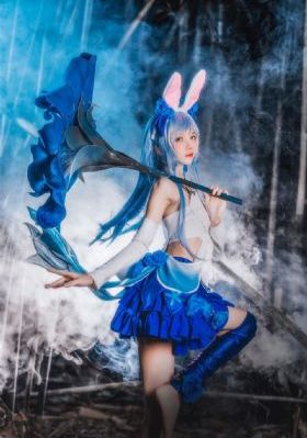 岳狂躁岳丰满少妇大叫_DVD电影在线观看